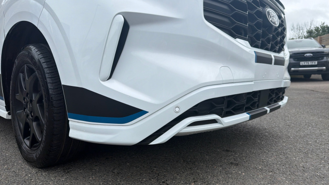 Ford Transit Custom 320 L1 Diesel Fwd 2.0 EcoBlue 170ps H1 Double Cab Van Sport Auto - Image 25